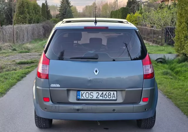 RENAULT Scenic 2.0 Confort Authentique
