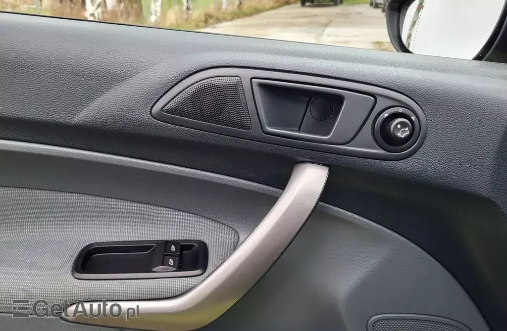 FORD Fiesta 1.25 (60 KM) 3d