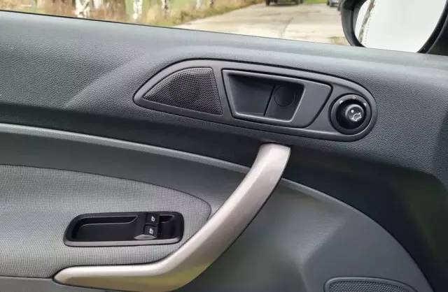 FORD Fiesta 1.25 (60 KM) 3d