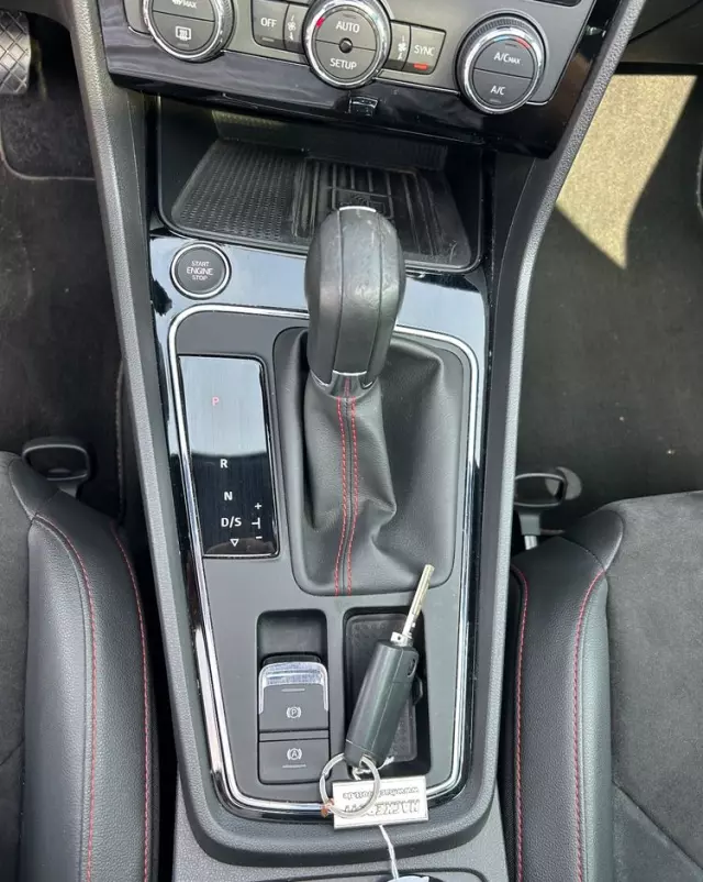 SEAT Leon 1.5 TSI ACT DSG OPF FR