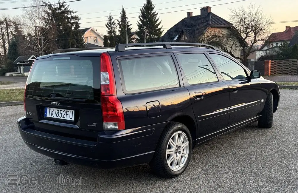 VOLVO V70 2.4 Momentum