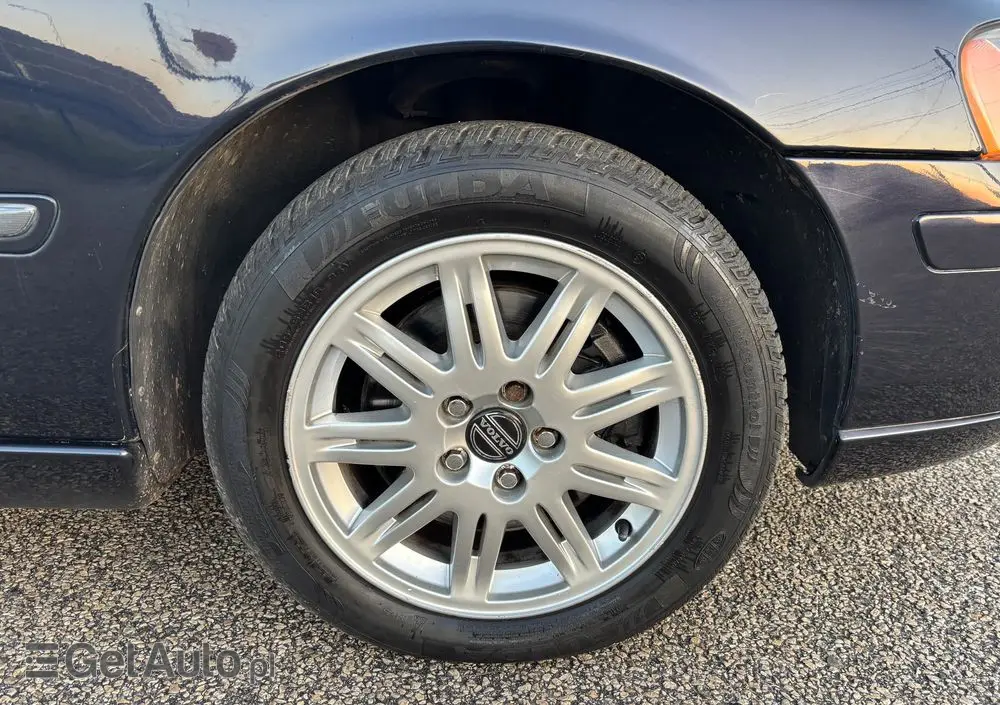 VOLVO V70 2.4 Momentum