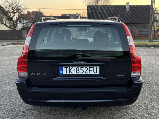 VOLVO V70 2.4 Momentum
