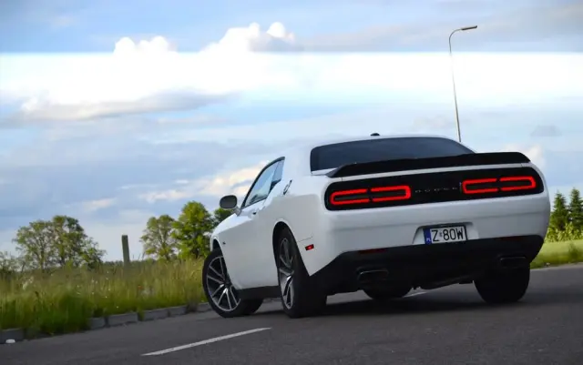 DODGE Challenger 5.7 R/T