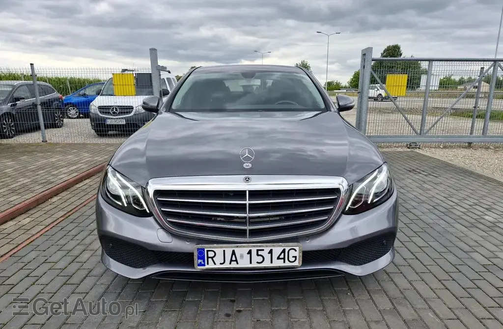 MERCEDES-BENZ Klasa E 