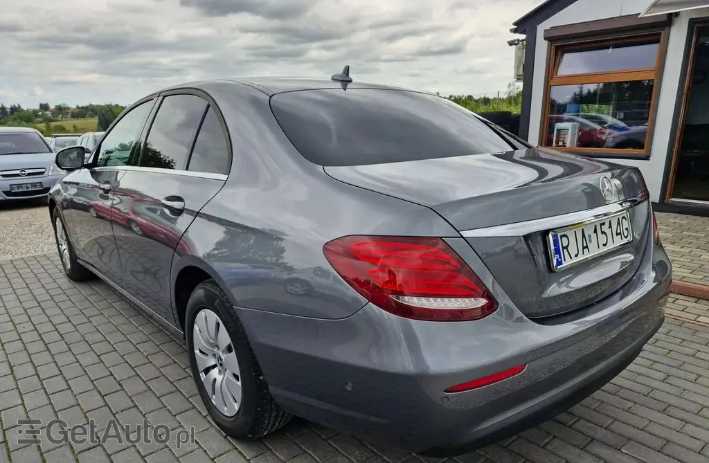 MERCEDES-BENZ Klasa E 