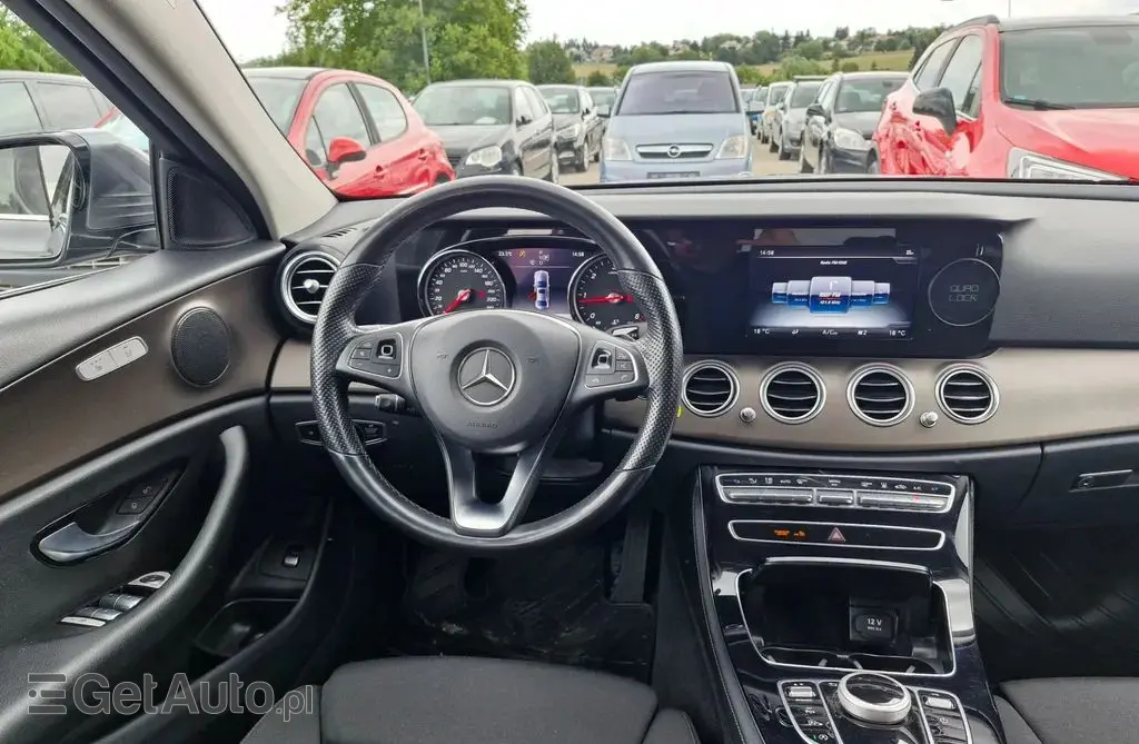 MERCEDES-BENZ Klasa E 