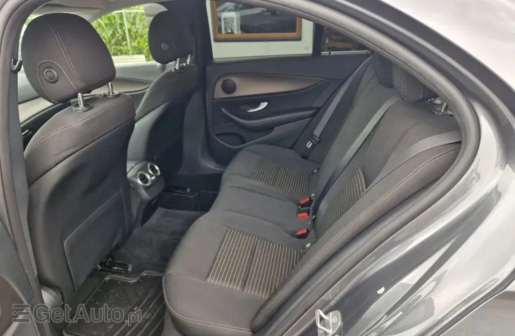 MERCEDES-BENZ Klasa E 