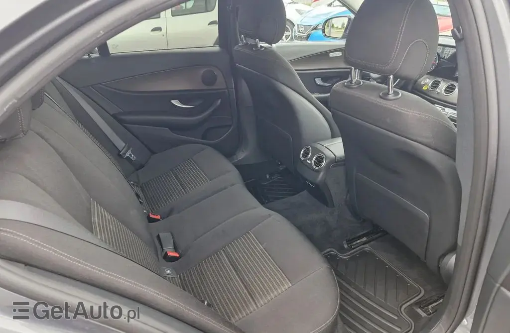 MERCEDES-BENZ Klasa E 