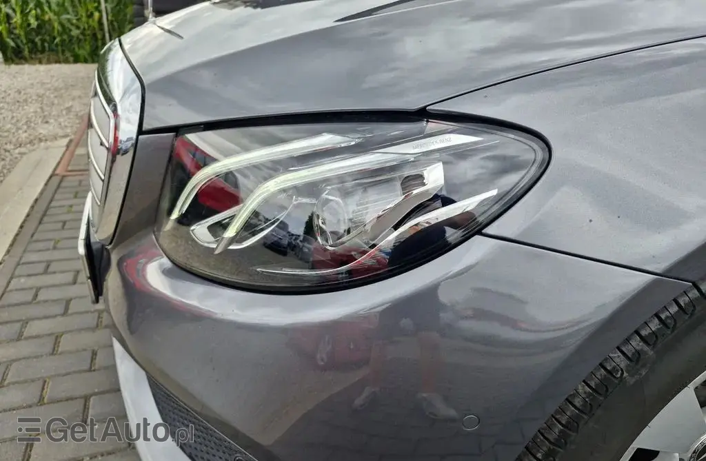 MERCEDES-BENZ Klasa E 