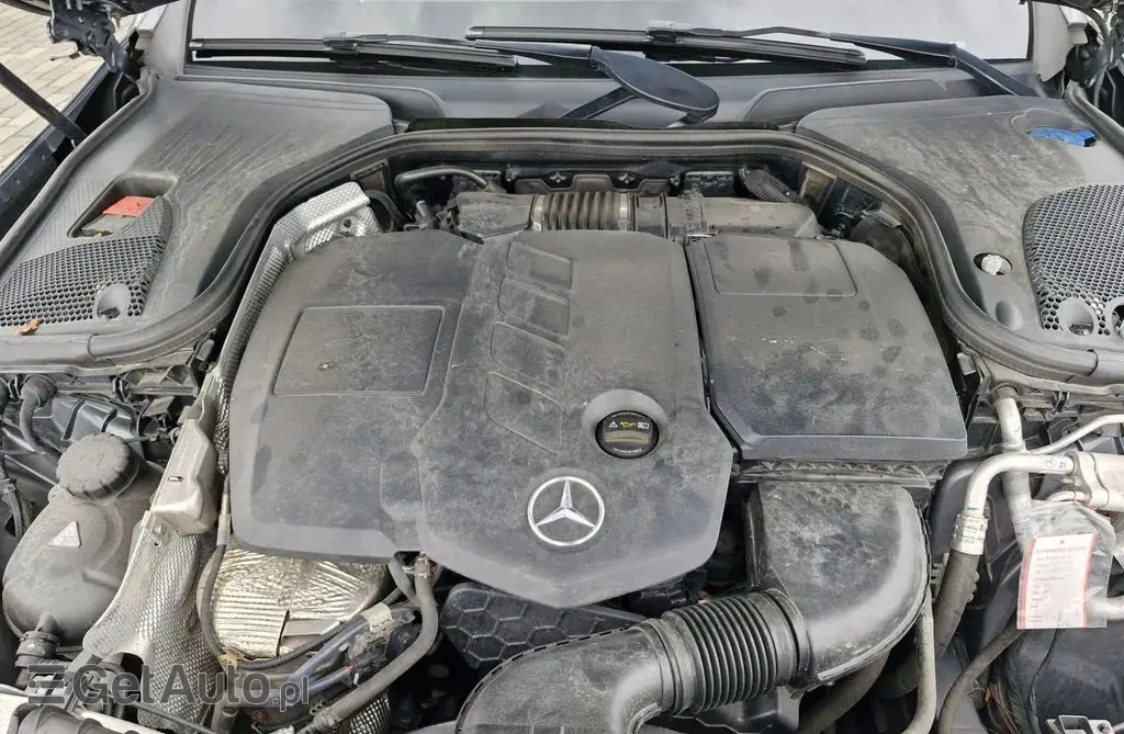 MERCEDES-BENZ Klasa E 