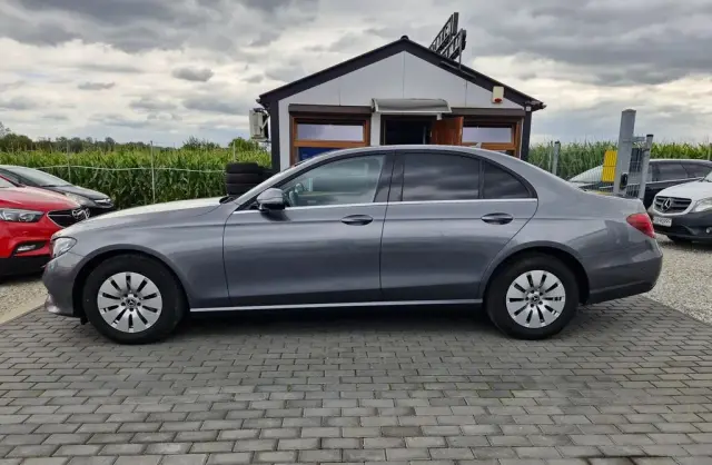MERCEDES-BENZ Klasa E 