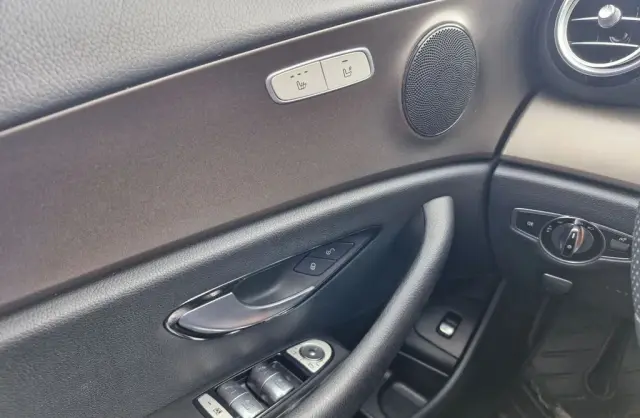 MERCEDES-BENZ Klasa E 