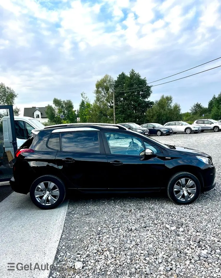 PEUGEOT 2008 PureTech 82 Allure