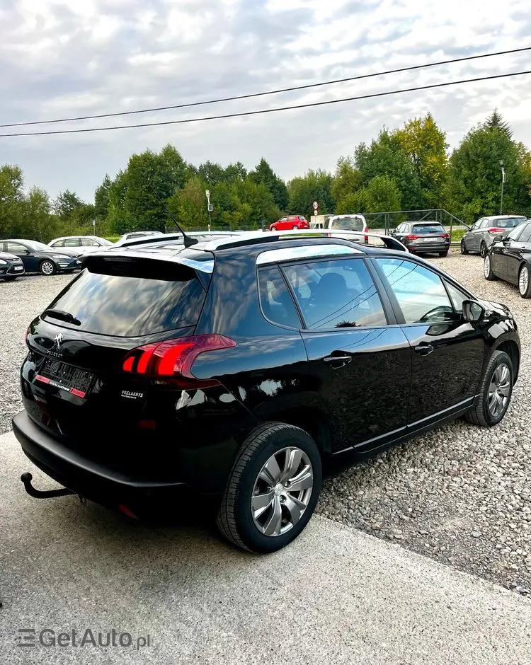PEUGEOT 2008 PureTech 82 Allure