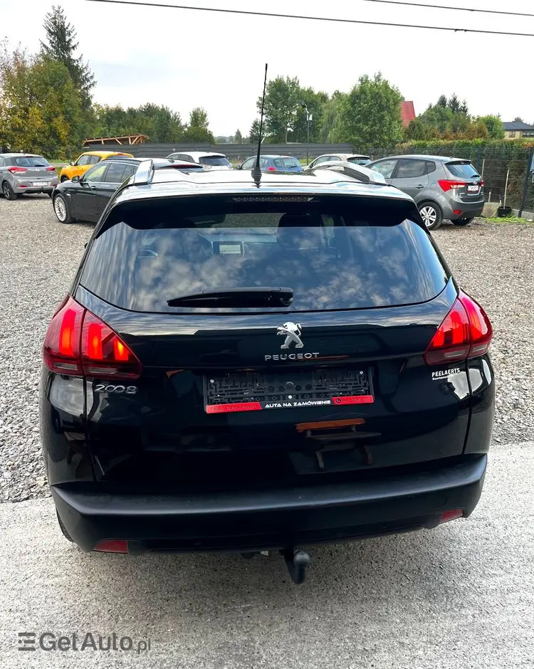 PEUGEOT 2008 PureTech 82 Allure