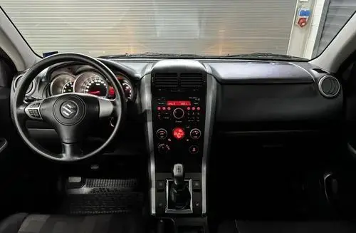 SUZUKI Grand Vitara 