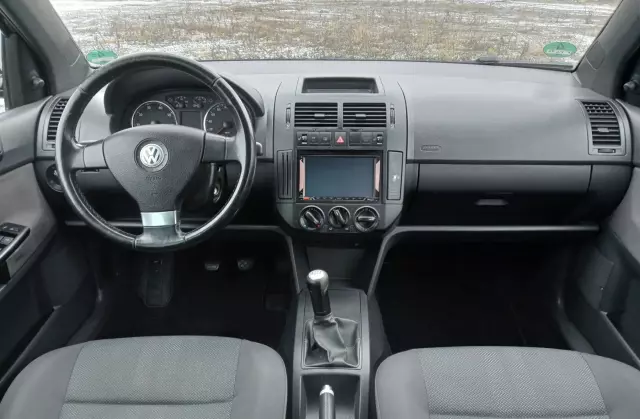 VOLKSWAGEN Polo 1.2 (70 KM) 5-d