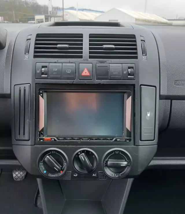 VOLKSWAGEN Polo 1.2 (70 KM) 5-d