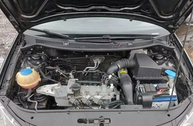 VOLKSWAGEN Polo 1.2 (70 KM) 5-d