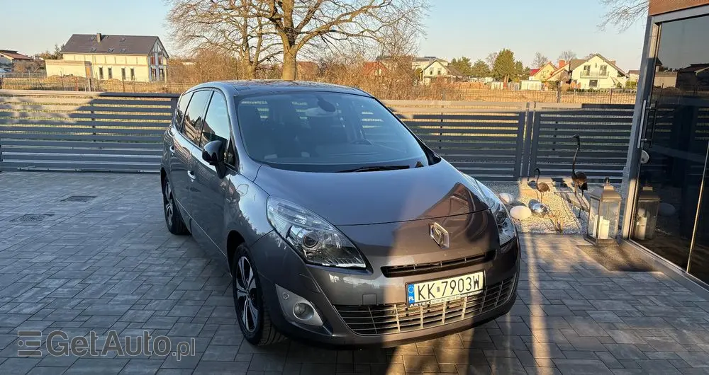 RENAULT Grand Scenic TCe 130 Bose Edition