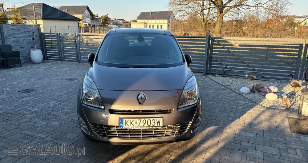 RENAULT Grand Scenic TCe 130 Bose Edition