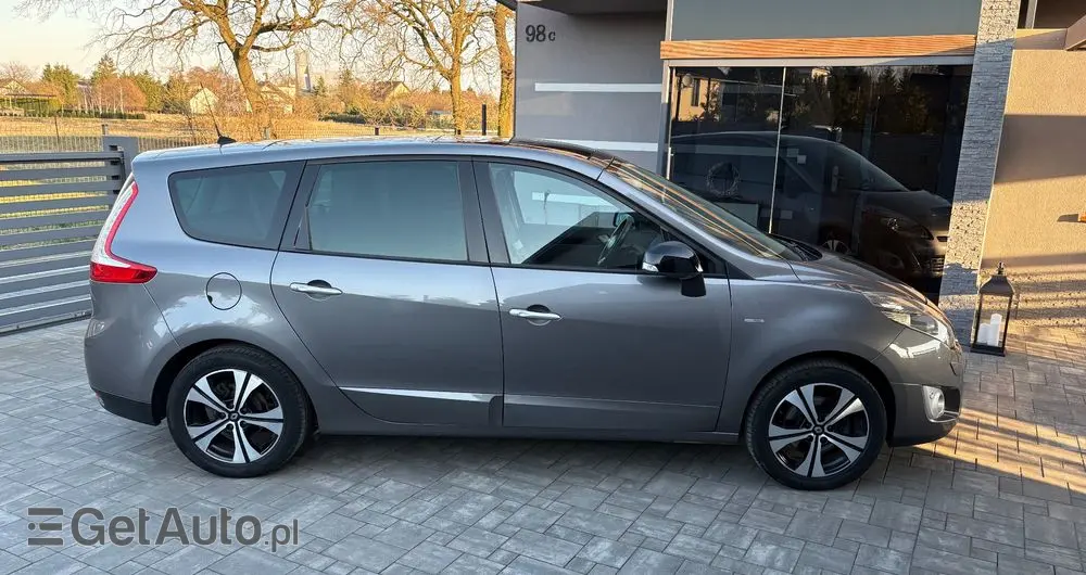 RENAULT Grand Scenic TCe 130 Bose Edition