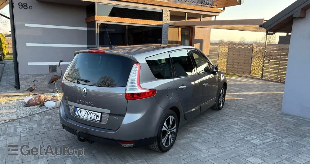 RENAULT Grand Scenic TCe 130 Bose Edition