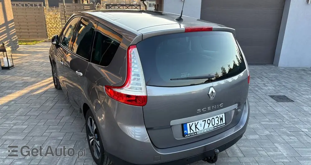 RENAULT Grand Scenic TCe 130 Bose Edition