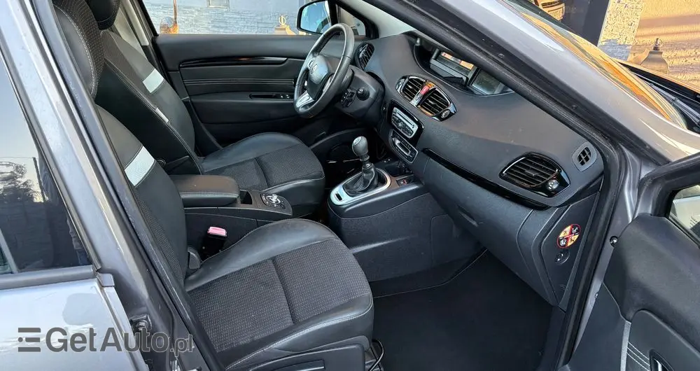 RENAULT Grand Scenic TCe 130 Bose Edition