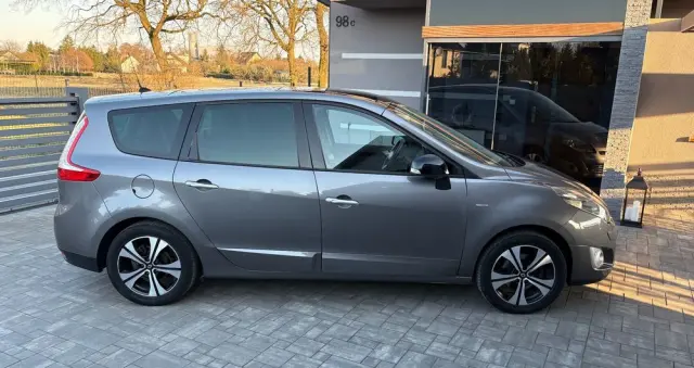 RENAULT Grand Scenic TCe 130 Bose Edition