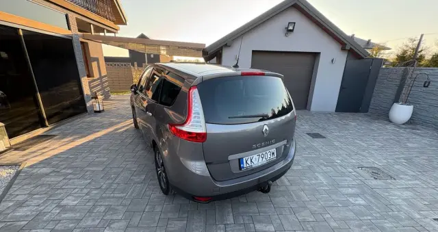 RENAULT Grand Scenic TCe 130 Bose Edition