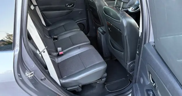 RENAULT Grand Scenic TCe 130 Bose Edition