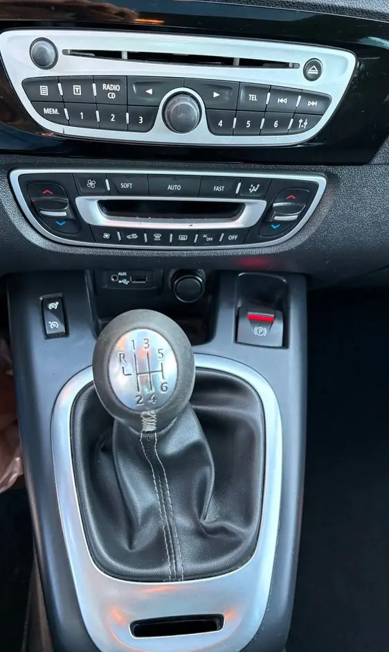 RENAULT Grand Scenic TCe 130 Bose Edition