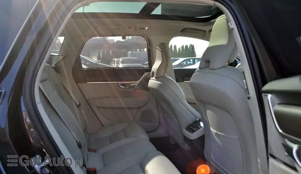 VOLVO V90 2.0 T6 (320 KM) AWD Automatic