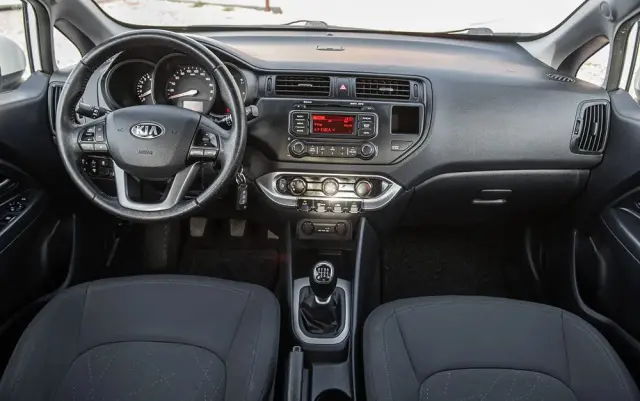 KIA Rio 1.4 Business Line