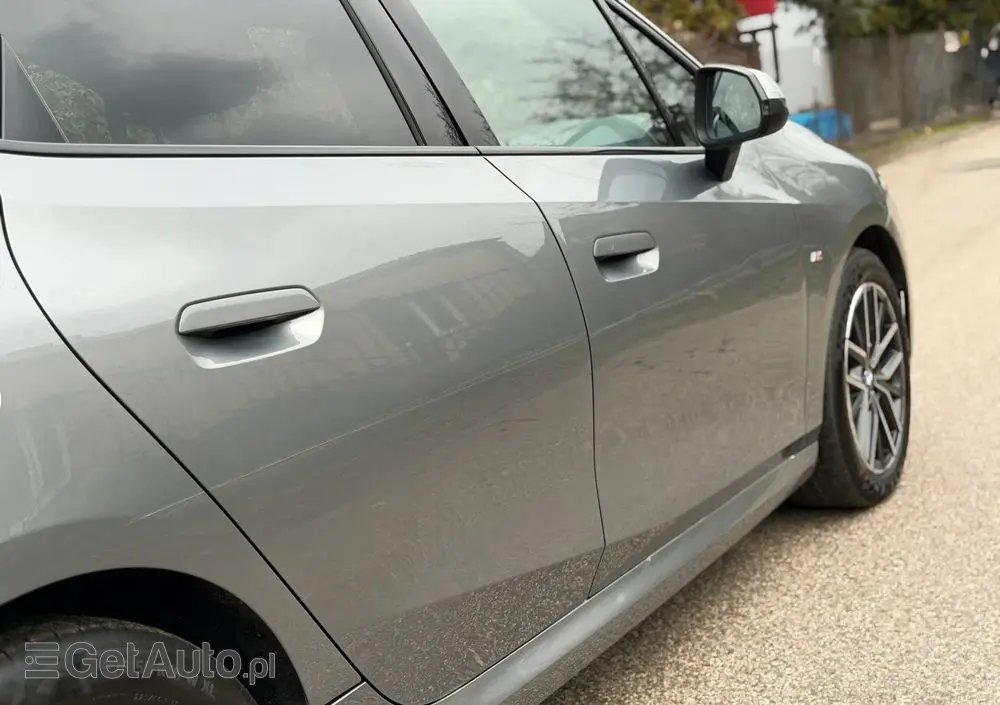 BMW Seria 2 218i M Sport sport