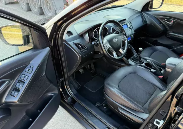 HYUNDAI Ix35 1.6 2WD Fifa World Cup Edition