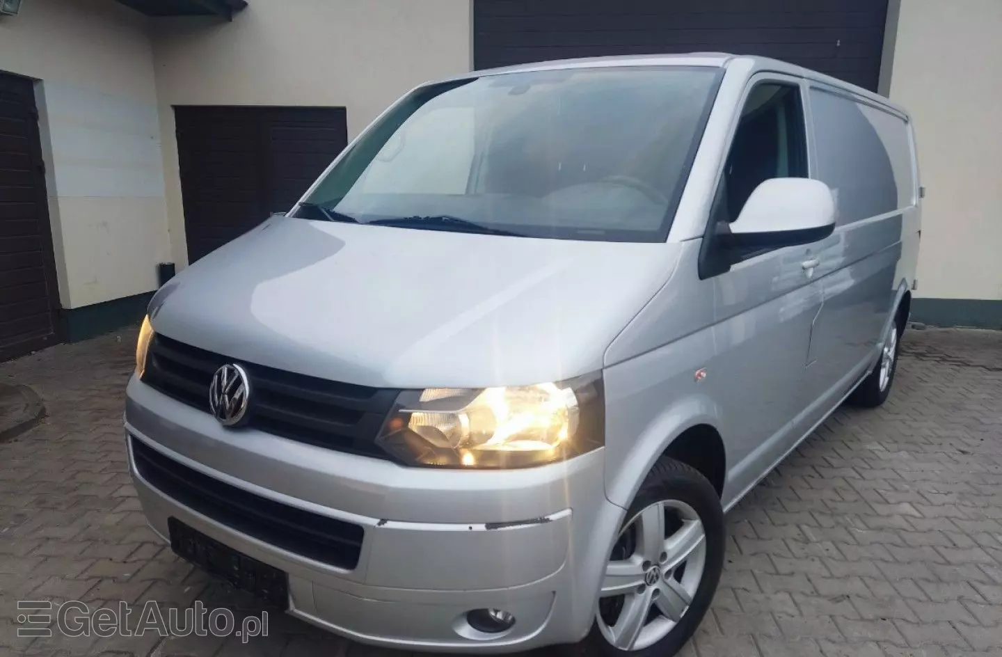 VOLKSWAGEN Transporter 