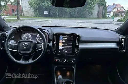 VOLVO Xc 40 