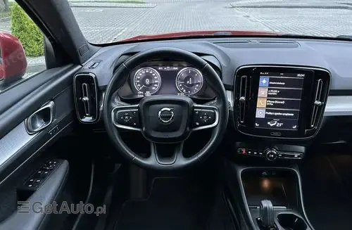 VOLVO Xc 40 