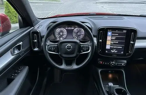 VOLVO Xc 40 