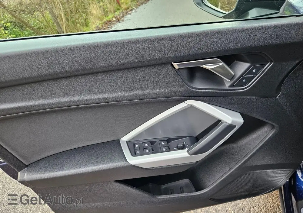 AUDI Q3 35 TDI S tronic advanced