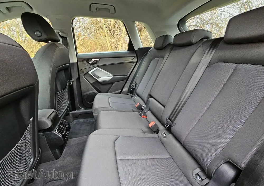 AUDI Q3 35 TDI S tronic advanced