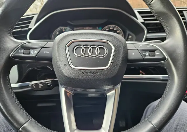AUDI Q3 35 TDI S tronic advanced