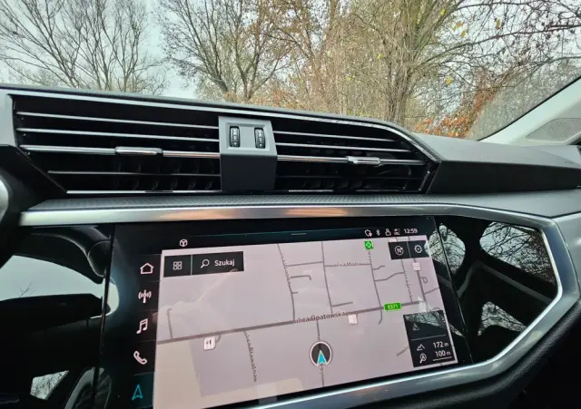 AUDI Q3 35 TDI S tronic advanced