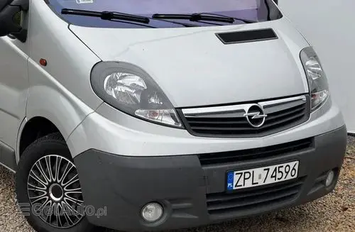 OPEL Vivaro 