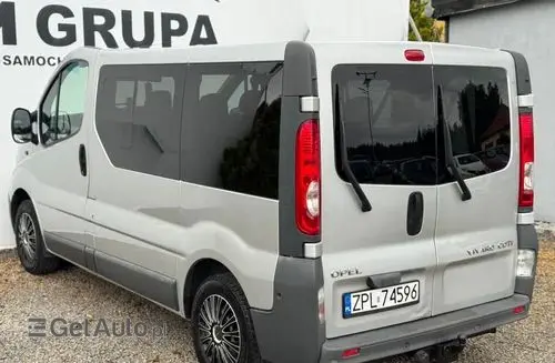 OPEL Vivaro 
