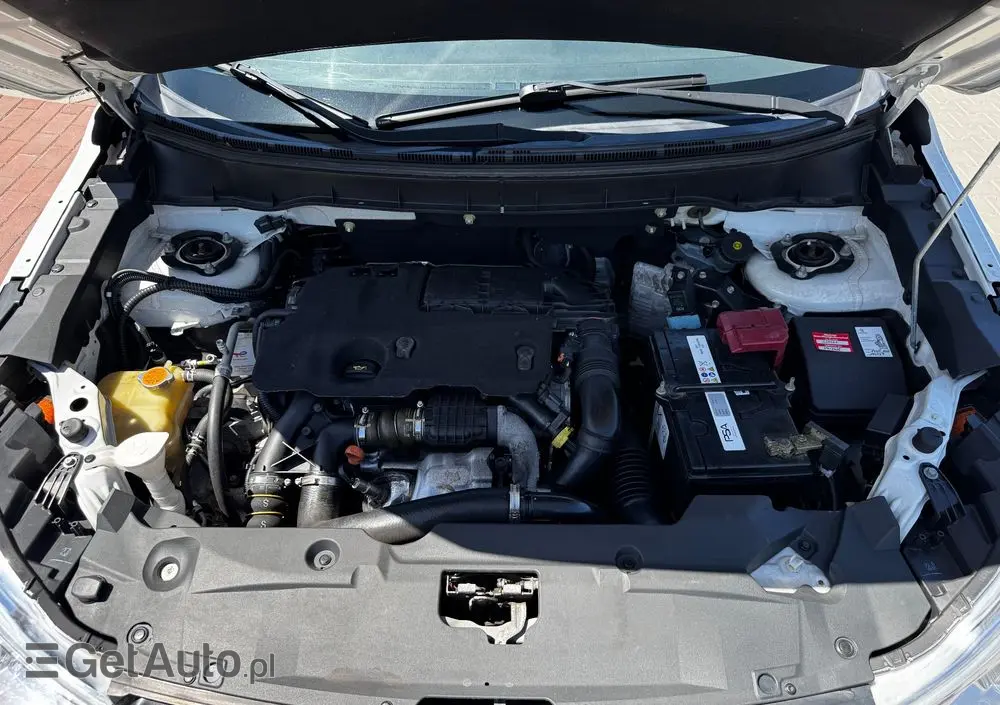PEUGEOT 4008 