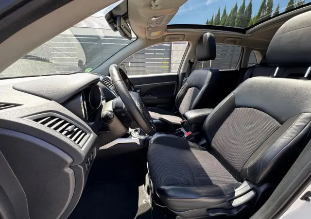 PEUGEOT 4008 